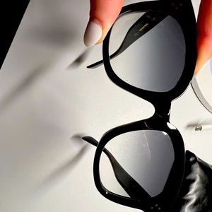 Celine sunglasses style UN4002. Shiny black acetate frame w/ gradient lenses.